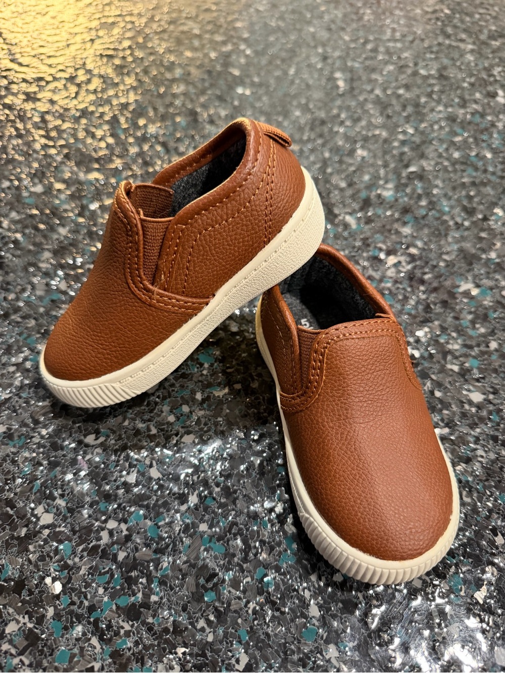 CARTER'S Toddler Boys Ricky Slip-on Shoe Sneakers -  Size: 5 NWOT